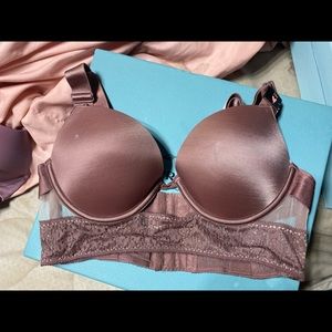Victoria Secret Very Sexy Push Up Bra 34B